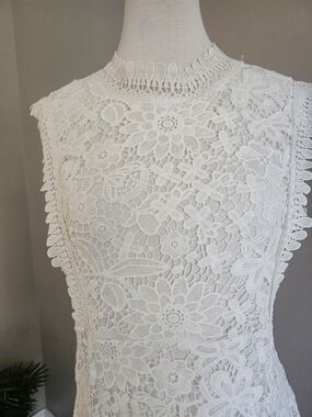 Alythea White Floral Lace High-Neck Dress